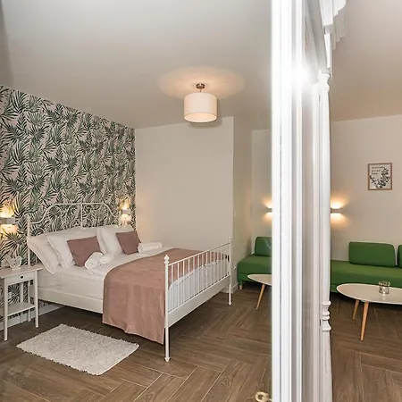 Marcel Apartment *