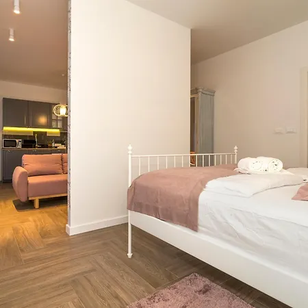 Marcel Apartment *