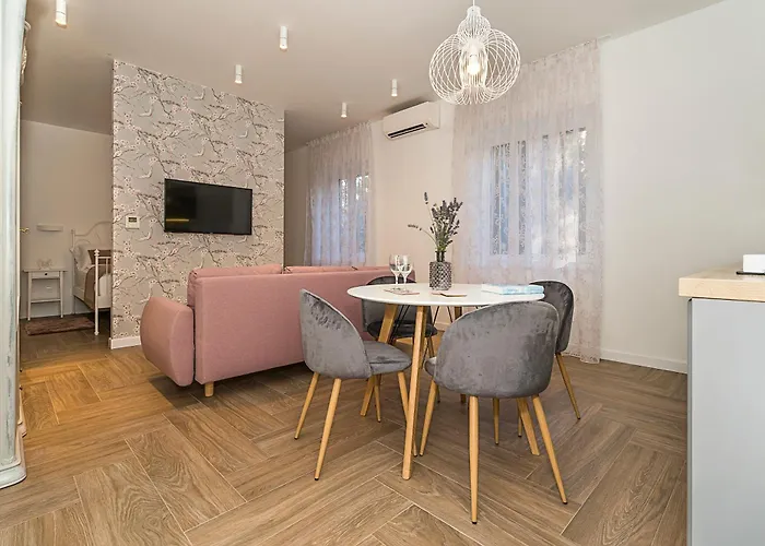 Marcel Apartmán *